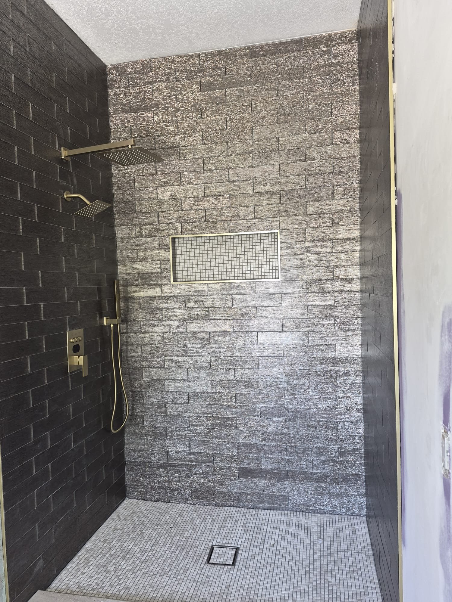 Interior finish work by Multiservices Belloso in Manatee County, Florida