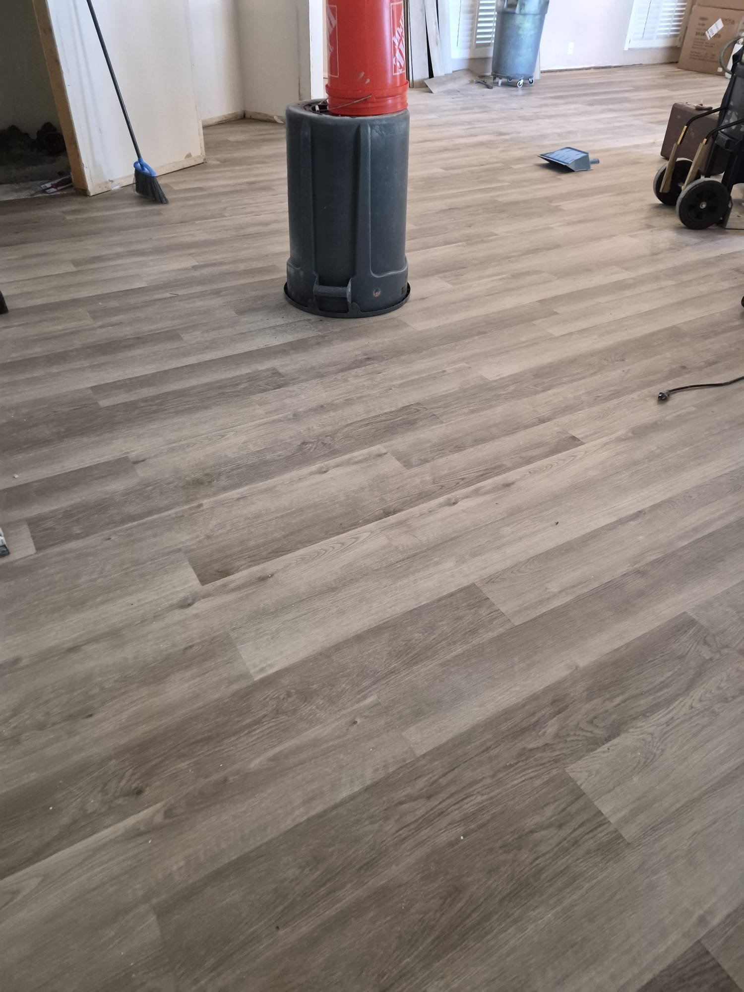 Flooring installed by Multiservices Belloso in Bradenton, Florida